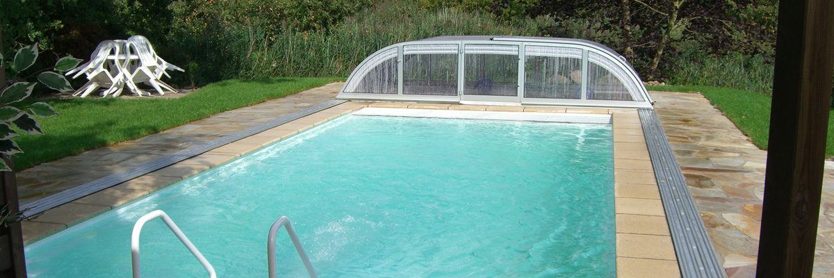 RivieraPool mit Schiebehalle